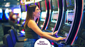 Online Casino Slots: How Smart Players Choose Games That Match Their Budget and Playing Style